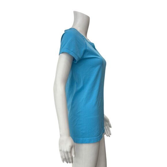 $68 Lululemon Aero Blue Stripe Swiftly Tech Short-Sleeve Shirt 2.0 Top size 8 - Picture 4 of 7